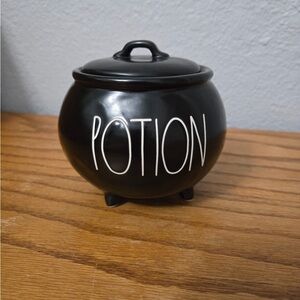 Rae Dunn Potion Cauldron